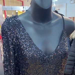 In The Style Petite exclusive sequin one shoulder detail mini dress in black.